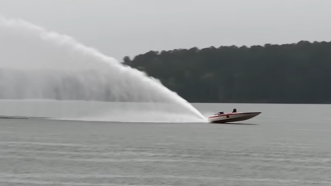 Finnegan And Newbern Make The World’s Biggest Rooster Tail With The Rogers Jet Boat!